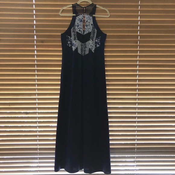 BCBG Runway Halter Maxi Dress NWT - Picture 2 of 5